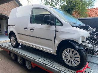 dañado vehículos comerciales Volkswagen Caddy 1.0 TSI 2019/8
