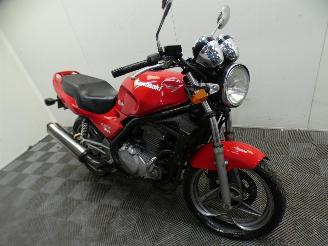 dommages motocyclettes  Kawasaki ER - 5  1999/9