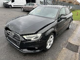 uszkodzony samochody osobowe Audi A3  2018/7
