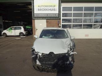 uszkodzony samochody osobowe Renault Clio Clio IV (5R), Hatchback 5-drs, 2012 0.9 Energy TCE 90 12V 2019/1