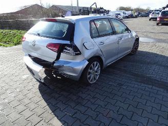 damaged passenger cars Volkswagen Golf 1.4 TSi 2016/1