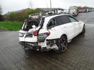 uszkodzony samochody osobowe Mercedes C-klasse C250 CGi Estate 2017/3