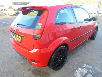 Ford Fiesta 1.6i ST picture 4