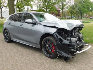 uszkodzony samochody osobowe BMW 1-serie 1.20i  m-pakket automaat 2023/2