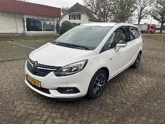 uszkodzony samochody osobowe Opel Zafira TOURER 2.0 cdti 2018/1