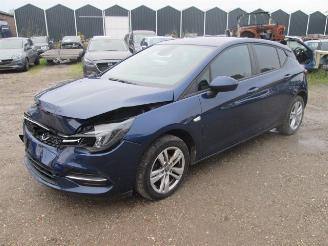 Coche accidentado Opel Astra 1.5 CDTI Innovation HB 2020/10
