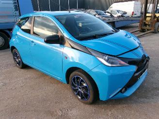 Toyota Aygo 1.0 X - 5 Drs picture 3