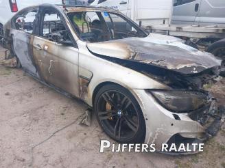 škoda dodávky BMW M3  2015/5