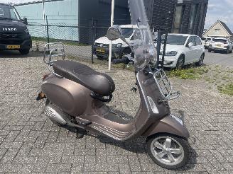 Käytettyjen scooters Piaggio  Vespa primavera 2017/6
