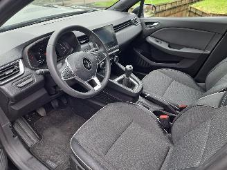 Renault Clio 1.0 TCE intens picture 3