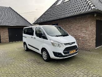 damaged passenger cars Ford Transit Custom 2.0 TDCI 9 PERSOONS AIRCO 2016/8