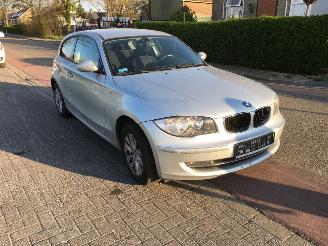 damaged commercial vehicles BMW 1-serie 118 D 2007/1