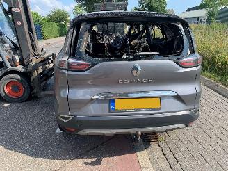 Vaurioauto  passenger cars Renault Espace 1.8 TCe Initiale Paris 7p 2019/2