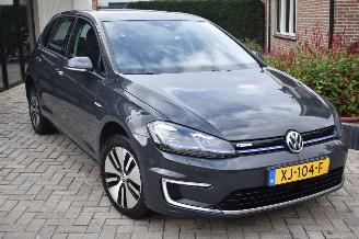 damaged passenger cars Volkswagen e-Golf e-Golf 2019/1