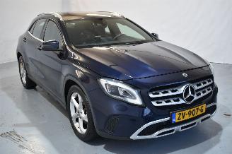 Vaurioauto  passenger cars Mercedes GLA 180 d Business 2018/5