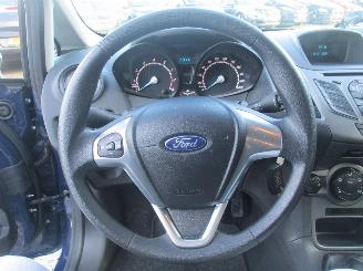 Ford Fiesta 1.25 picture 21