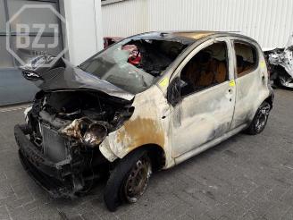 skadebil auto Peugeot 107 107, Hatchback, 2005 / 2014 1.0 12V 2011/12