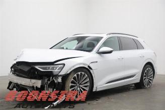 uszkodzony samochody osobowe Audi E-tron E-tron (GEN), SUV, 2018 55 2018/11