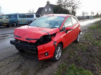 Damaged car Ford Fiesta 1.2 16v 2014/2