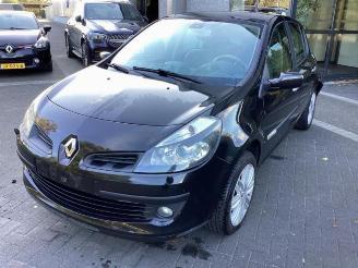 damaged commercial vehicles Renault Clio Clio III (BR/CR), Hatchback, 2005 / 2014 2.0 16V 2007/1