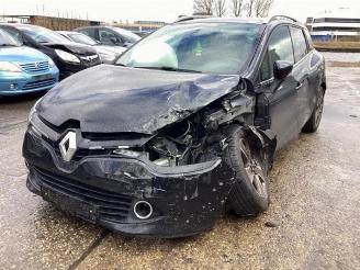 škoda dodávky Renault Clio Clio IV Estate/Grandtour (7R), Combi 5-drs, 2012 / 2021 1.5 Energy dCi 90 FAP 2015/7
