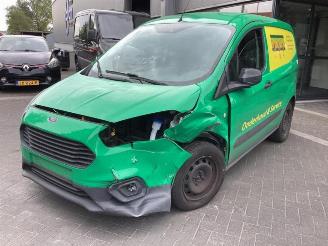 krockskadad bil auto Ford Courier Transit Courier, Van, 2014 1.0 Ti-VCT EcoBoost 12V 2019/6