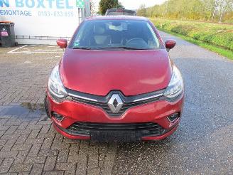 damaged commercial vehicles Renault Clio  2013/1