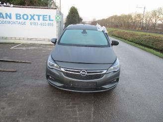 damaged commercial vehicles Opel Astra  2018/1