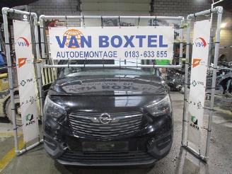 Coche accidentado Opel Combo  2019/1