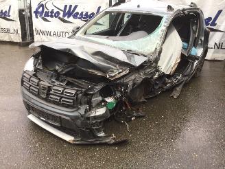 damaged passenger cars Dacia Sandero Stepway 2018/8