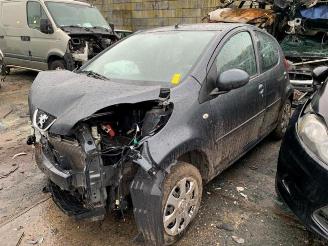 škoda osobní automobily Peugeot 107 107, Hatchback, 2005 / 2014 1.0 12V 2011/4