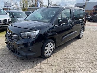 Voiture accidenté Opel Combo 1.5d 96kw Double cab. 5p. Automaat Navi Klima MAXI 2020/10