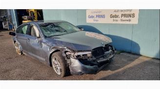 uszkodzony samochody osobowe BMW 5-serie 5 serie (G30), Sedan, 2016 523d 2.0 TwinPower Turbo 16V 2017/7