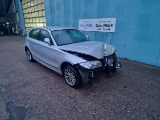 Voiture accidenté BMW 1-serie 1 serie (E87/87N), Hatchback 5-drs, 2003 / 2012 118i 16V 2010/3