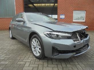 BMW 5-serie 520d xDrive Hybride Professional 190pk picture 1