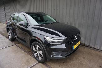Volvo XC40 1.5 T4 95kW Recharge R-Design Expression picture 3
