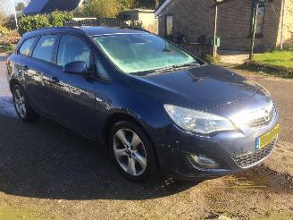 Opel Astra Sports Tourer 1.4 Edition picture 1