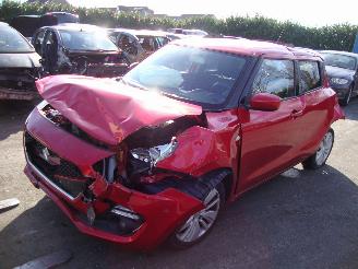 uszkodzony samochody osobowe Suzuki Swift  2018/1