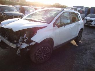 uszkodzony samochody osobowe Peugeot 2008  2015/1