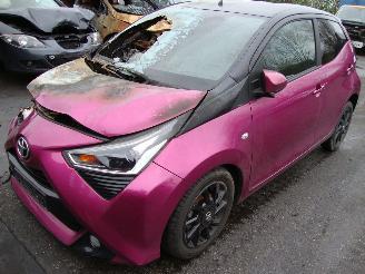 uszkodzony samochody osobowe Toyota Aygo  2018/1