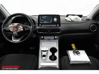Hyundai Kona EV Comfort 64 kWh ACC Warmtepomp Camera Navi Clima SHZ picture 16