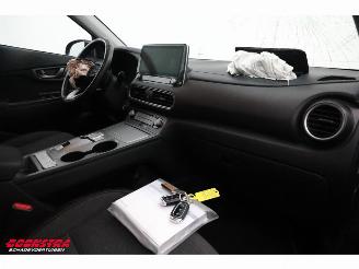Hyundai Kona EV Comfort 64 kWh ACC Warmtepomp Camera Navi Clima SHZ picture 15