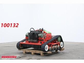 Schade machine Komatsu  9600 Rupsmaaier Briggs&Stratton 112 cm BY 2022 2022/12