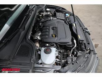 Volkswagen Golf 1.5 eTSI DSG R-Line ACC LED LRHZ Virtual Camera SHZ picture 8