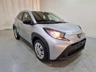 Damaged car Toyota Aygo X 1.0 IMT Pulse 5Drs 54kW Airco 2023/11