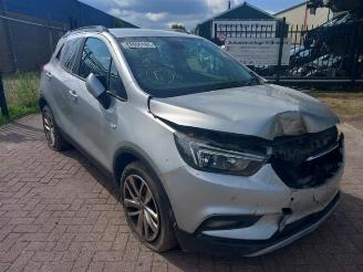 damaged passenger cars Opel Mokka Mokka X, SUV, 2016 1.4 Turbo 16V 2016/10