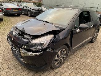 dañado vehículos comerciales Citroën DS3 1.2 Pure Tech   ( 55181 Km ) 2017/3