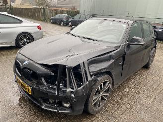 damaged passenger cars BMW 1-serie 116i    ( 23020 KM ) 2018/6