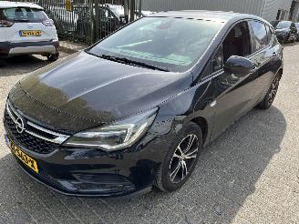 Unfallwagen Opel Astra 1.0 Turbo S/S Online Edition  5 Drs  ( 78641 Km ) 2019/1