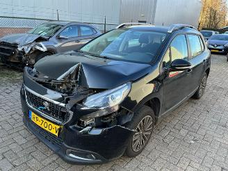 škoda osobní automobily Peugeot 2008 1.2 PureTech Blue Lion 2018/2